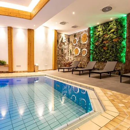 Waldhotel Luise 4*