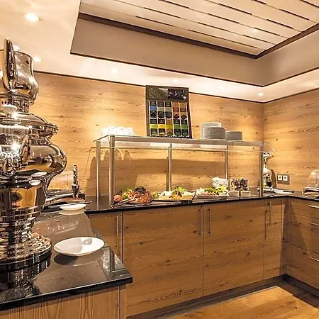 호텔 Waldhotel Luise 4*