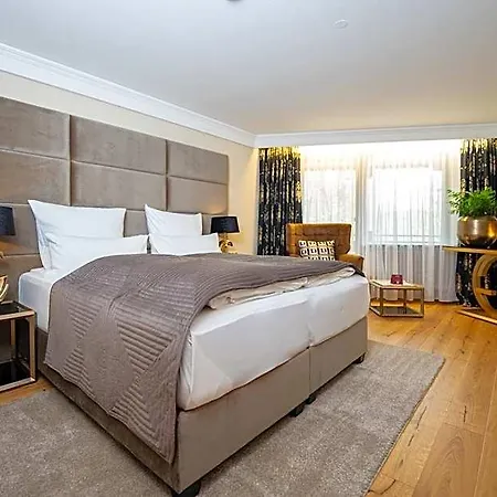 Waldhotel Luise 4*